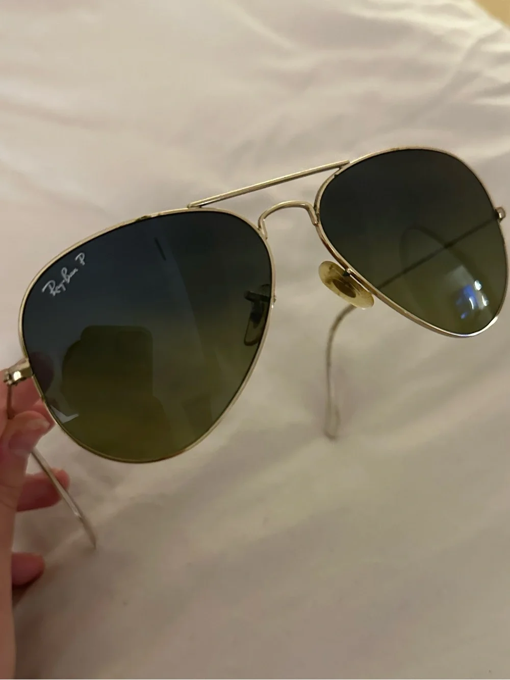 Ray-Ban RB3025 Aviator Metal Polarized Gold Sunglasses